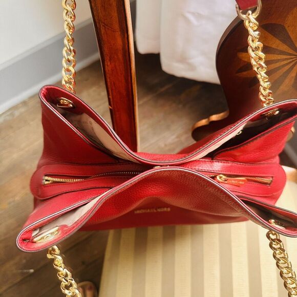 New without tag Michael Kors Fuschia Leather Gold Chain Purse Handbag - Picture 3 of 9